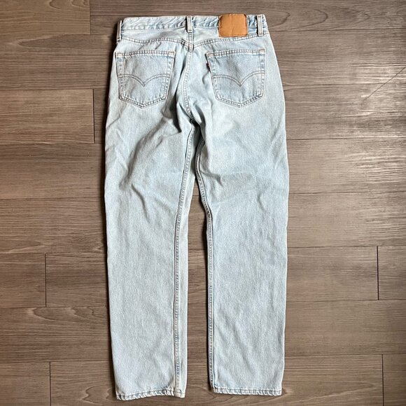 Vtg 90s Levi’s 501s Light Wash Straight Leg Button Fly Denim Jeans Size 33X31 - Picture 4 of 6